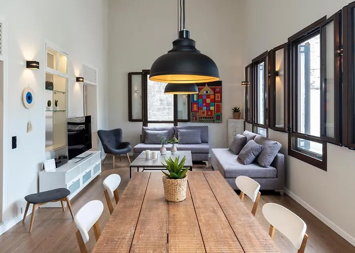 فيلة Letty's House - Old Town Luxury Mansion