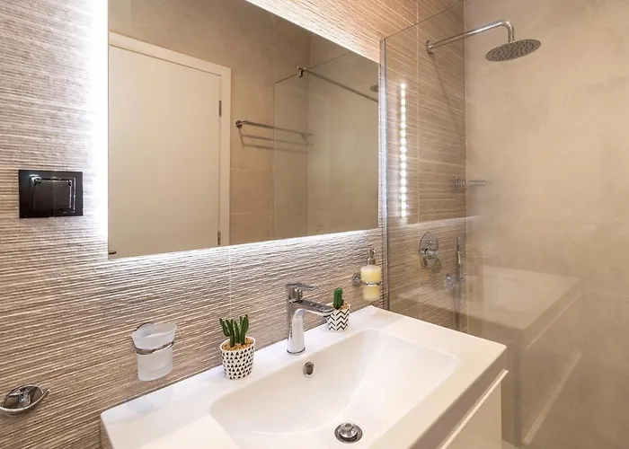 فيلة Letty's House - Old Town Luxury Mansion