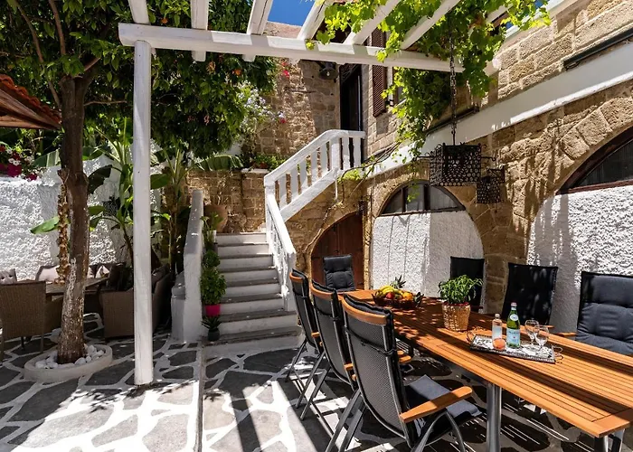 Letty's House - Old Town Luxury Mansion Rhodes City