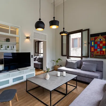 Letty's House - Old Town Luxury Mansion Вилла *